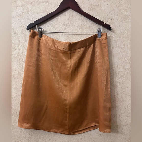 Forever 21 Dresses & Skirts - 💕Forever 21 Satin Mini Skirt(Waist 38” Length 19”)